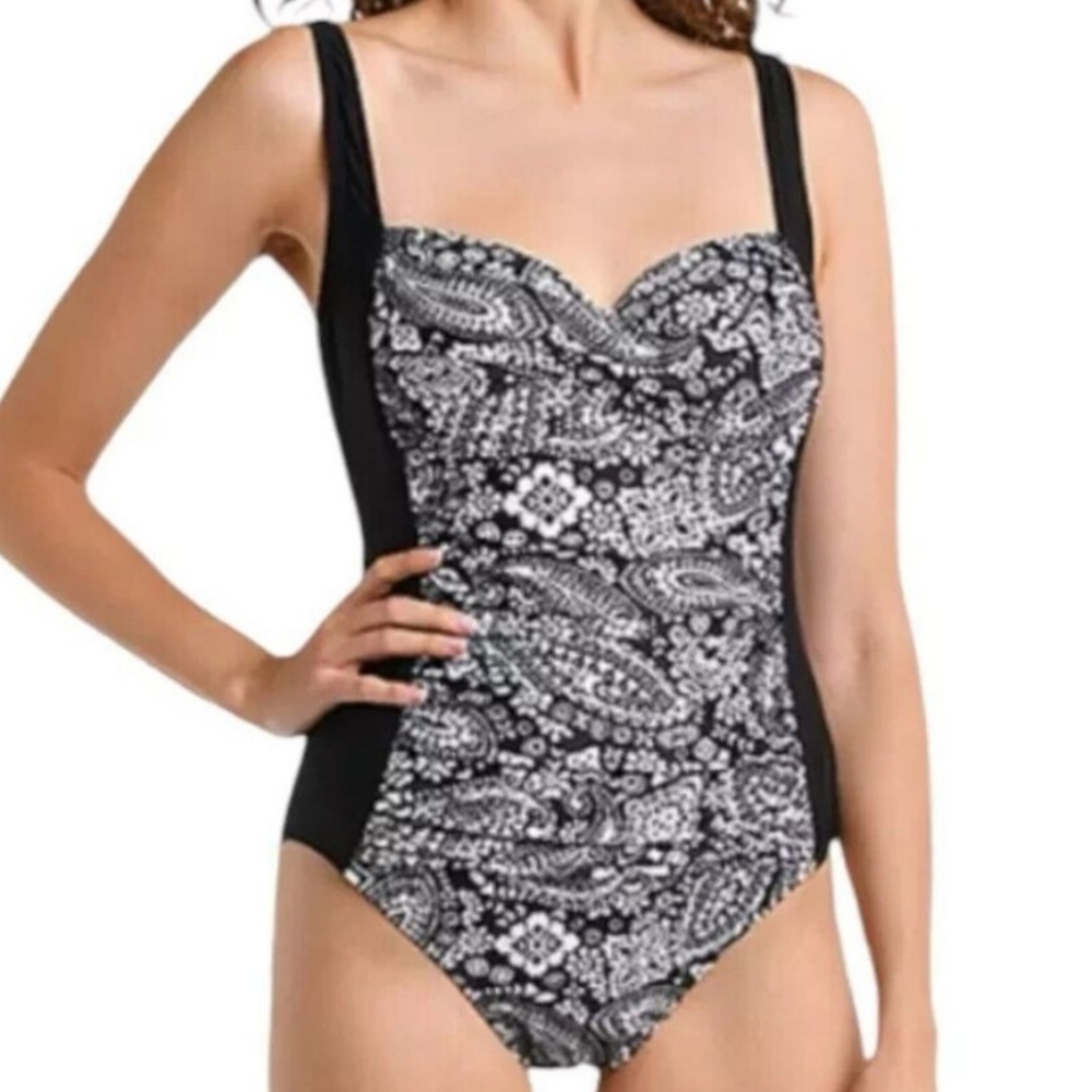Liz Claiborne Women's Size 24W Swimsuit Black Paisley Full Coverage